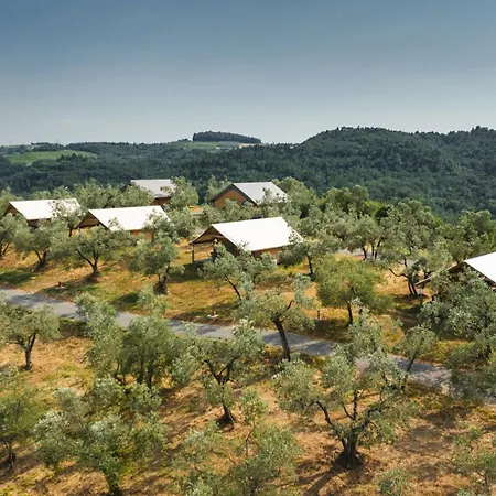 אוהל מפואר Glamping Poggio Nardini מונטלופו פיורנטינו