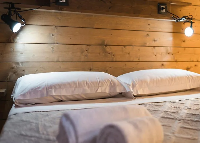 Glamping Poggio Nardini * מונטלופו פיורנטינו